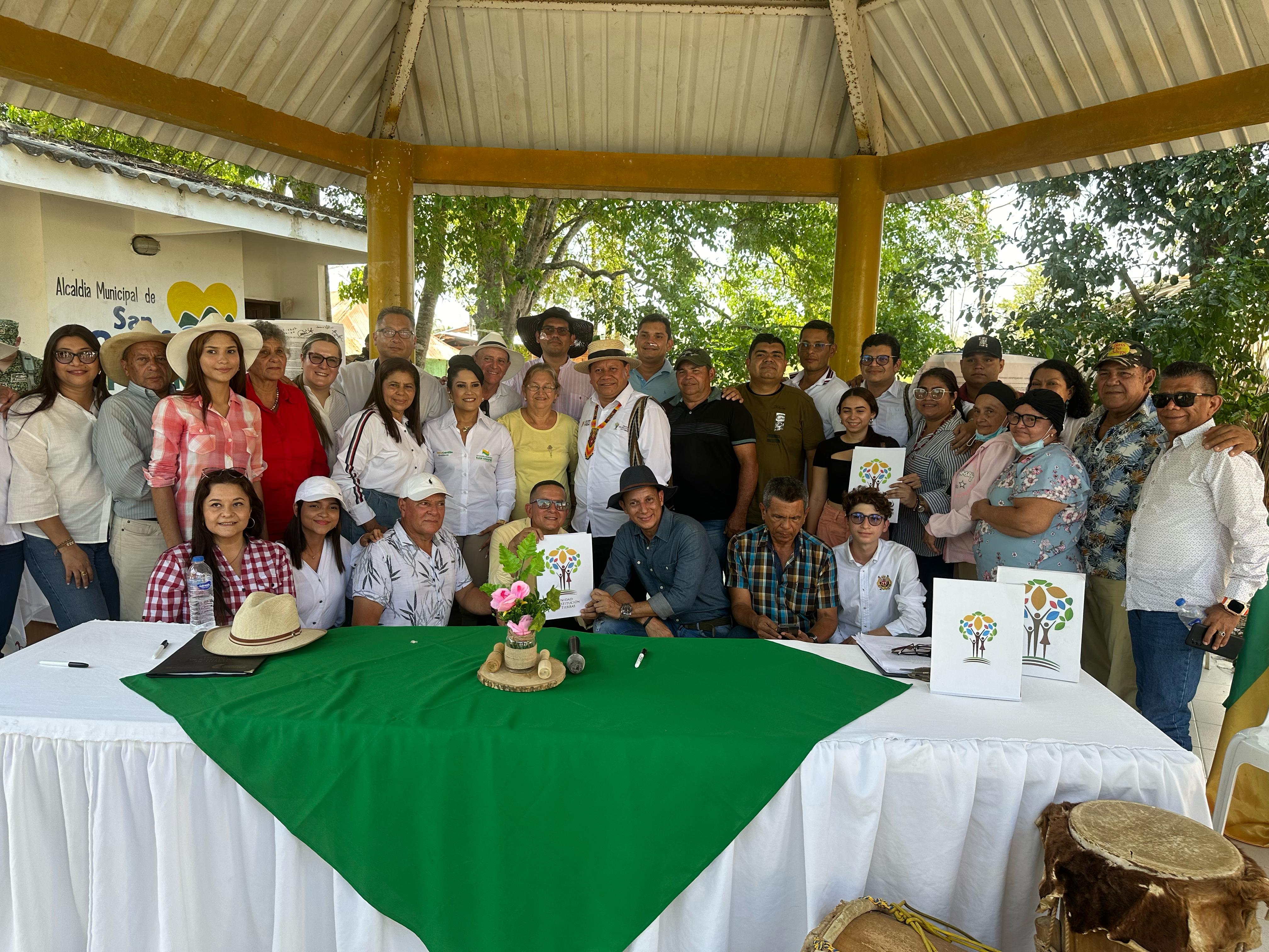 Obligan a Argos devolver predios a campesinos de San Onofre, Sucre