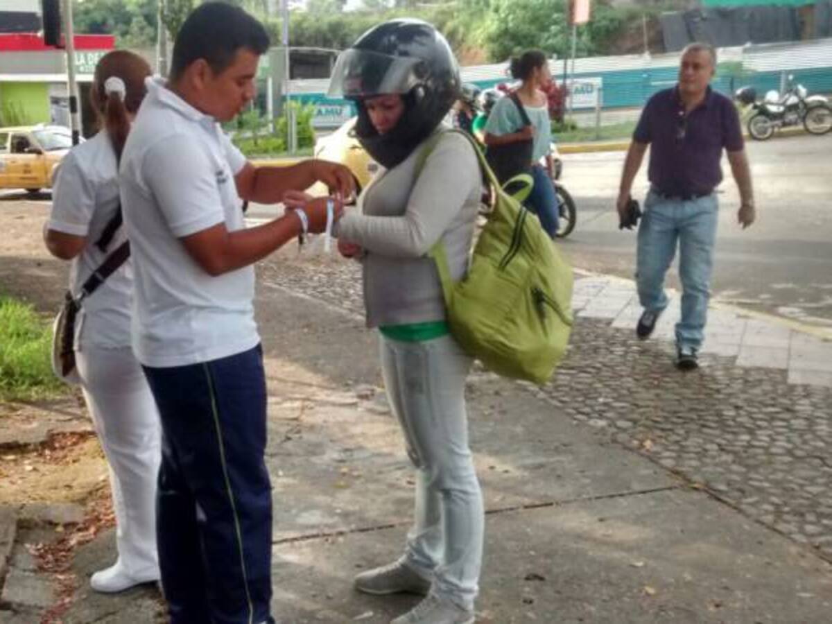 Campañas sobre la vida en las vías adelantan en Armenia con motociclistas