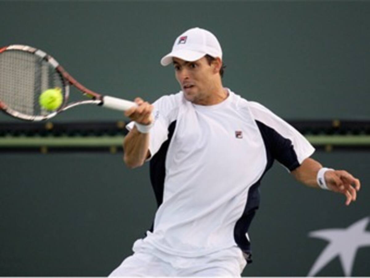 Santiago Giraldo cae aparatosamente en Los Angeles