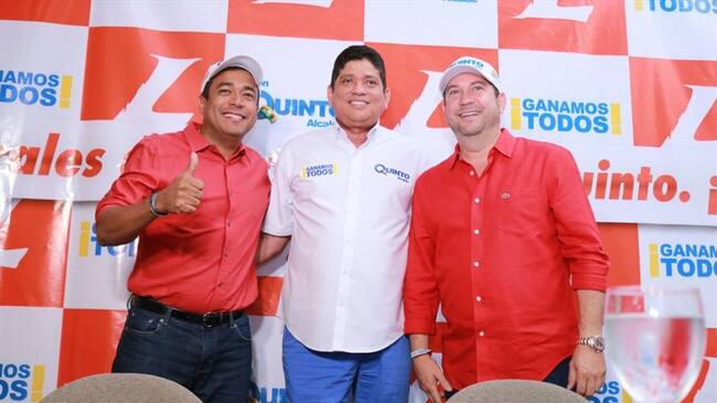 Aparecen de izquierda a derecha el representante liberal Silvio Carrasquilla, el candidato conservador Antonio Quinto Guerra y el senador rojo Lidio García Turbay. Foto: Cortesía