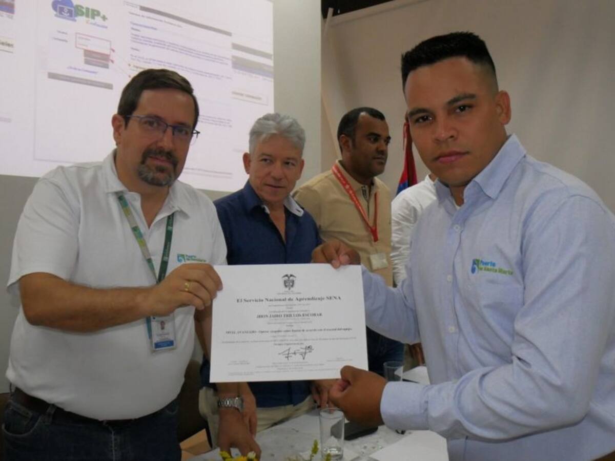 Puerto de Santa Marta capacita a su personal en operaciones portuarias
