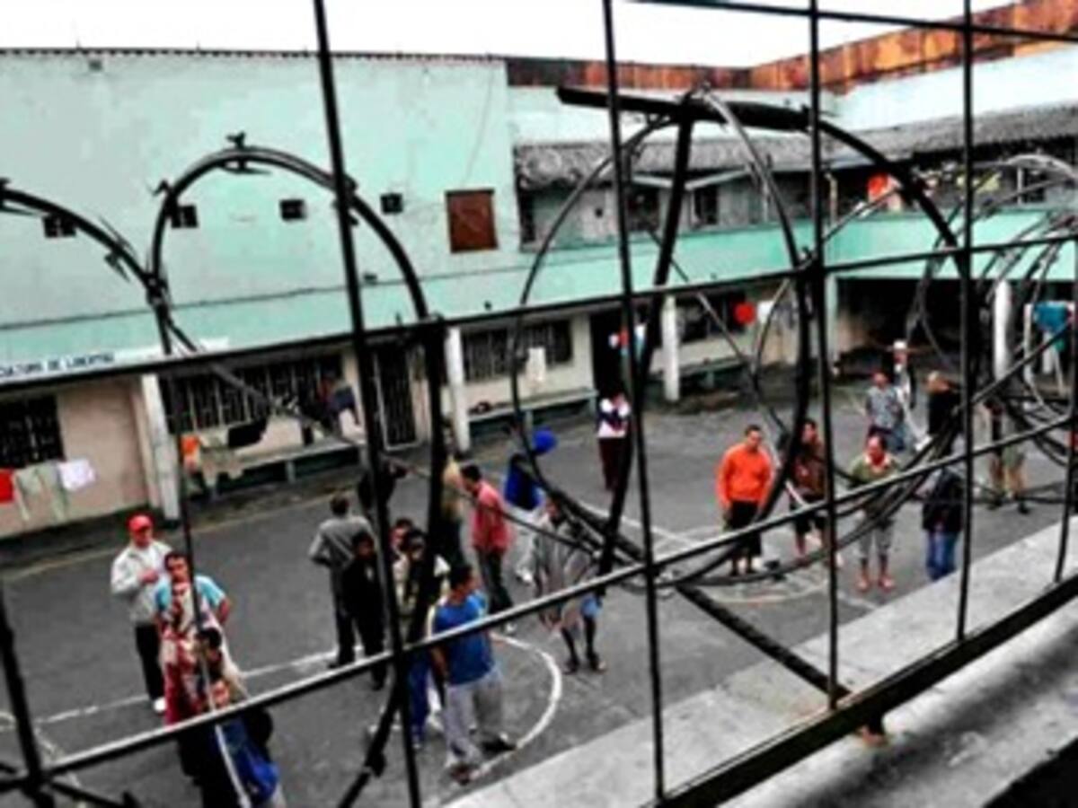 Santos inaugurará primer centro de monitoreo carcelario en el país