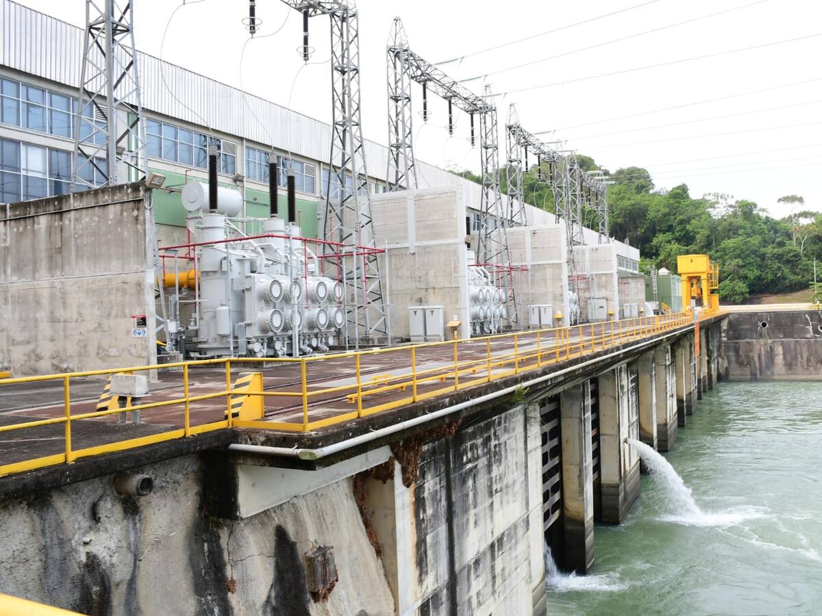 Caso Hidro Urrá: MinHacienda pidió a Fiscalía ampliar investigación sobre EMEC S.A.S.