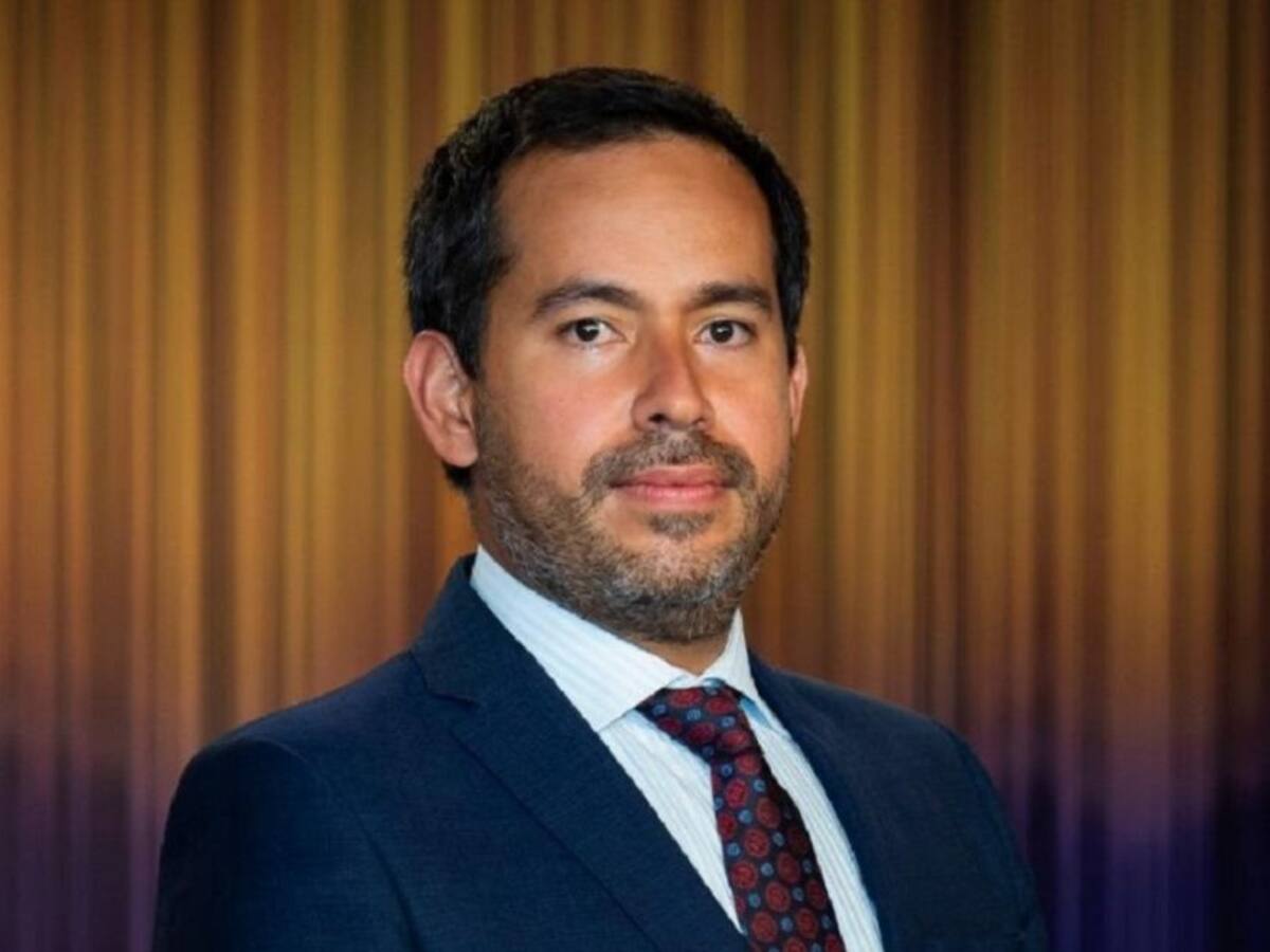 Director de la Dian responde a descalificación en licitación del RUNT