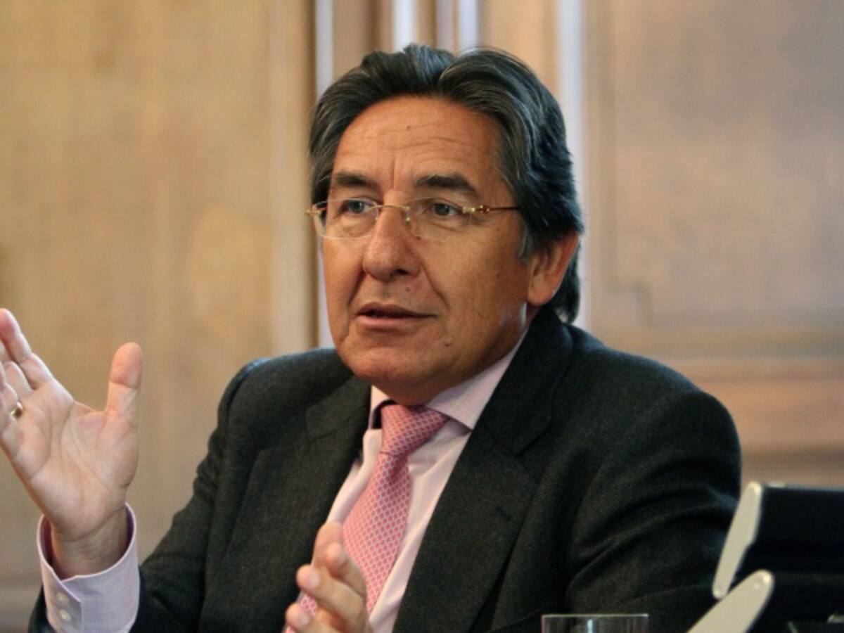 No tengo impedimentos si soy elegido fiscal: Néstor H. Martínez