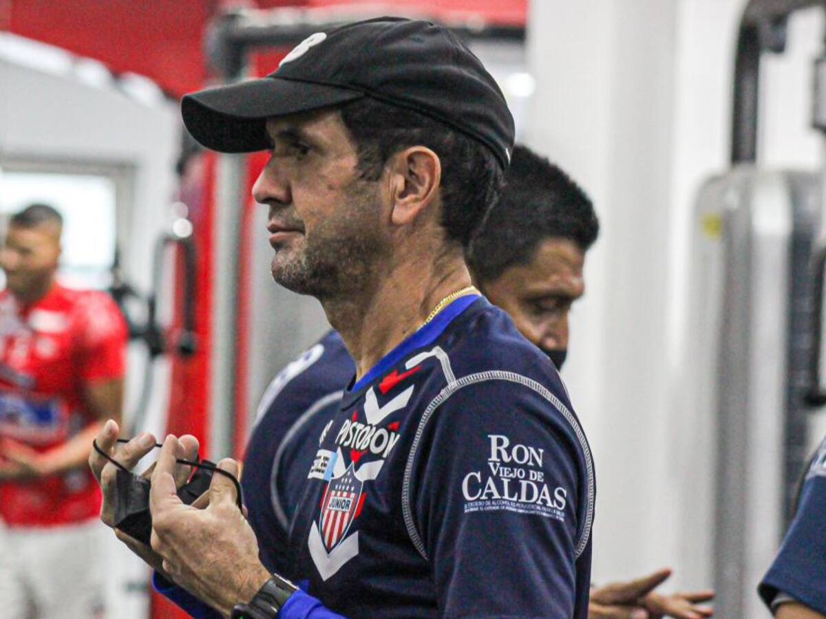 Arturo Reyes deja de ser entrenador del Junior de Barranquilla