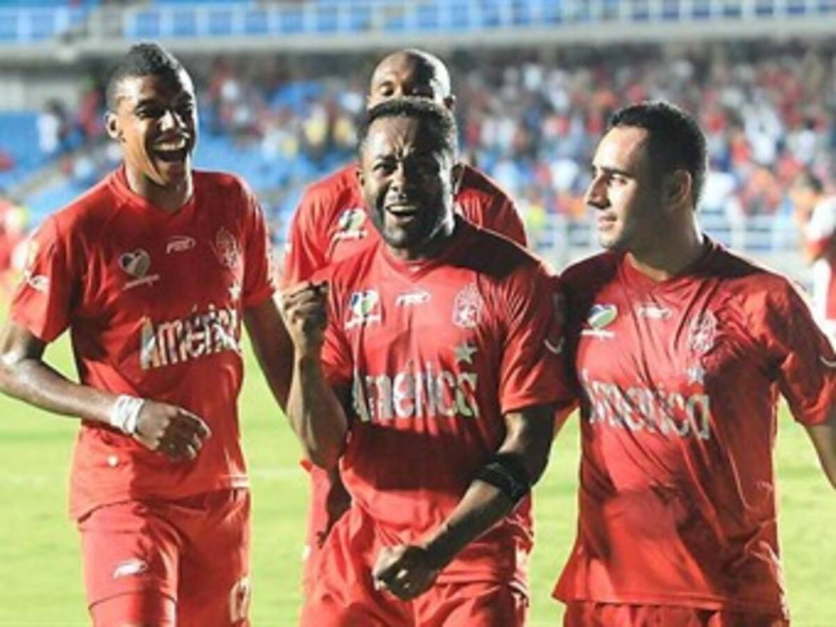 América se ratifica entre los ocho. Hoy se definen binomios para cuartos de final