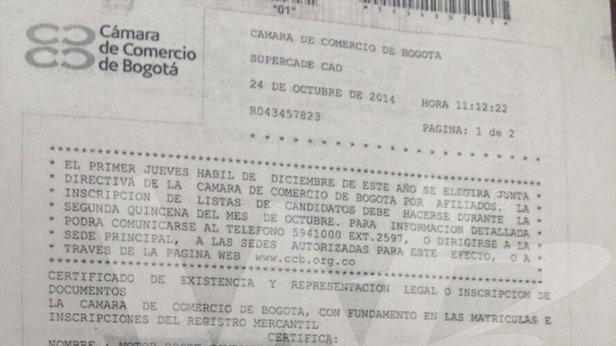 El carro en el que fue encontrado el presunto paramilitar alias Katrina hace del parte del lote de vehículos entregado por el Senado. Foto: W Radio.