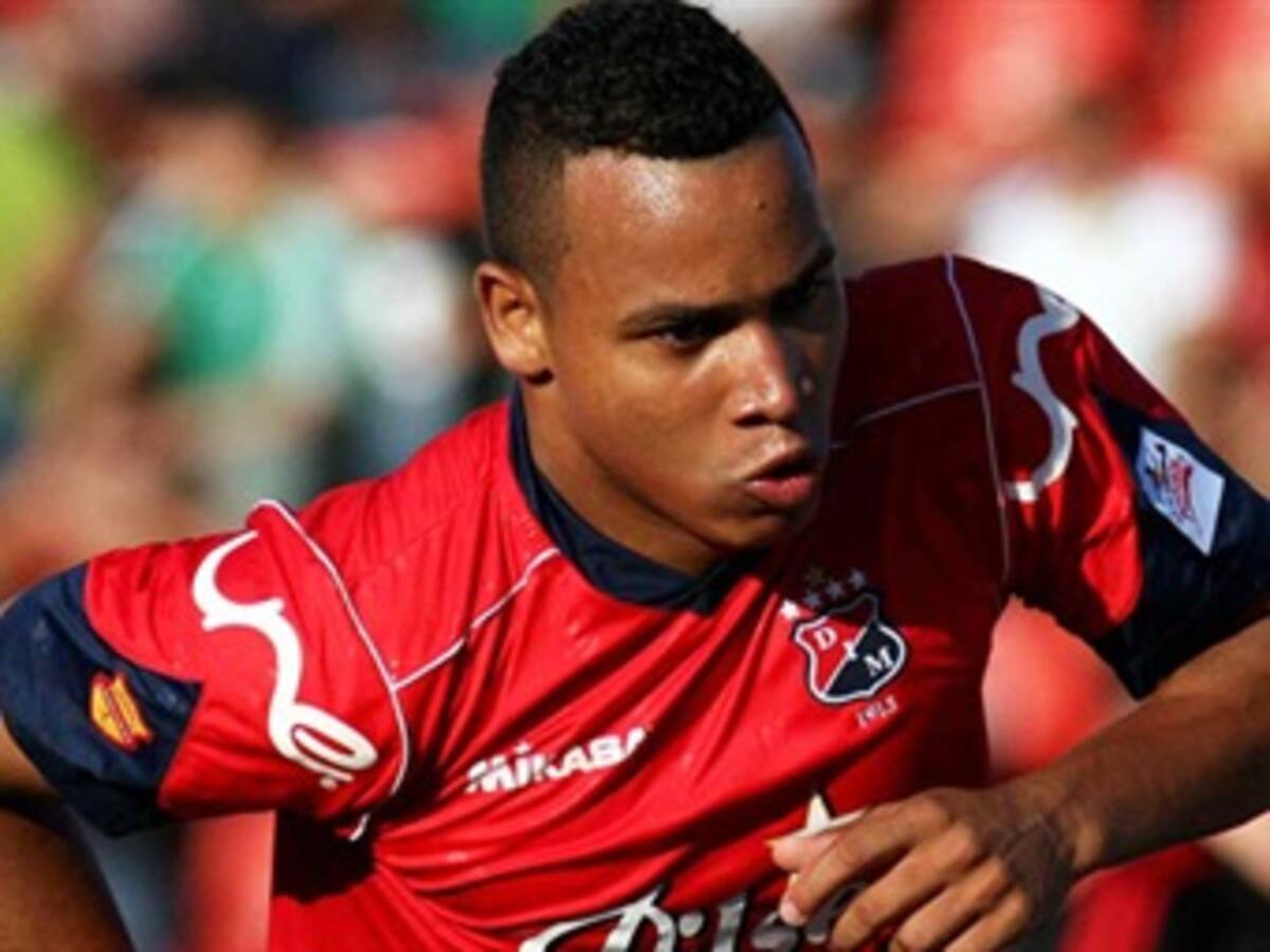 Nacional salvó un punto con una jugada polémica en el clásico ante Medellín