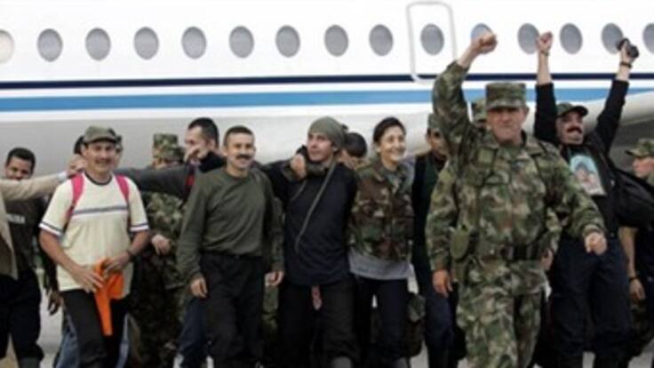 Militares y policías reviven momentos de expectativa y felicidad por la operación Jaque