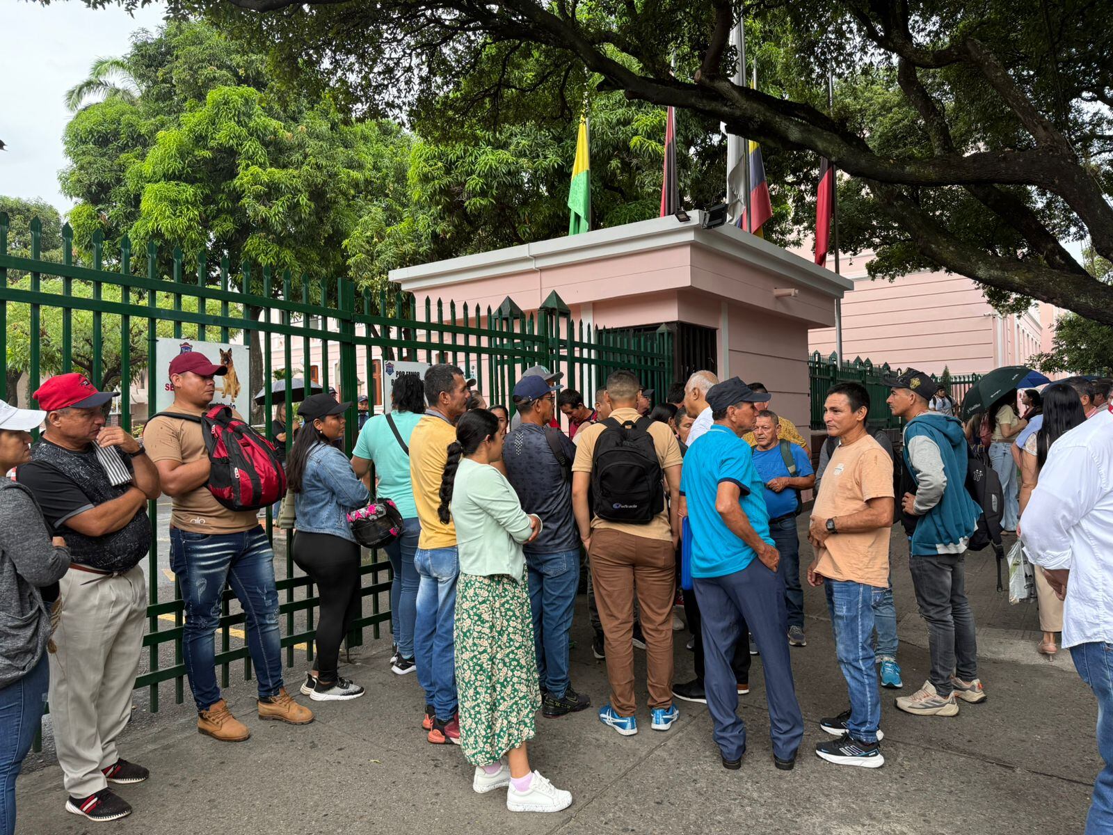 Campesinos protestaron en la Gobernación de Norte de Santander. / Foto: Caracol Radio.