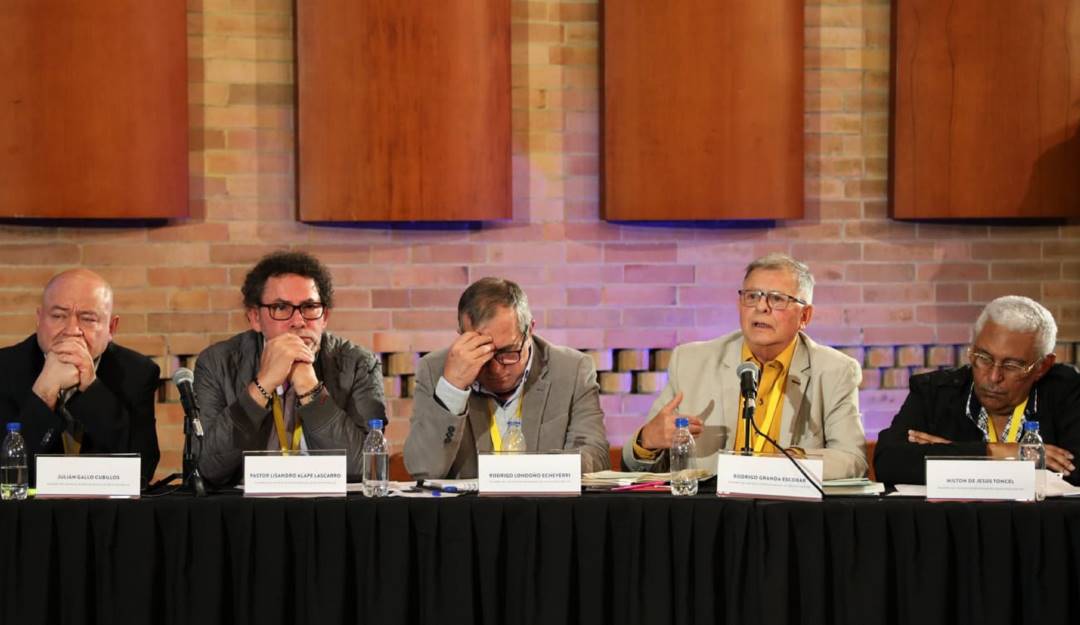 Exsecretaria de las extintas FARC, en la audiencia e reconocimiento por secuestros - FOTO JEP