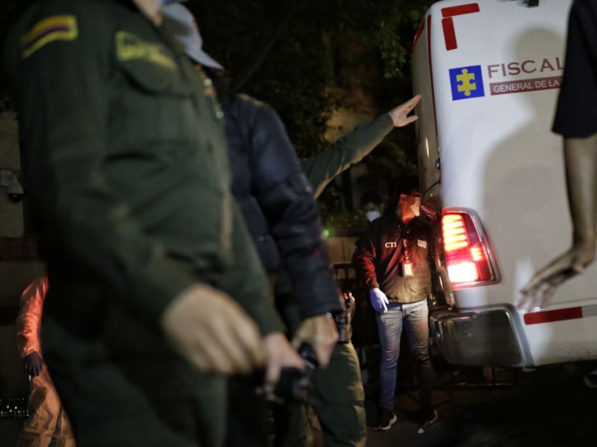 Cuatro personas fueron asesinadas en una camioneta en el norte de Bogotá