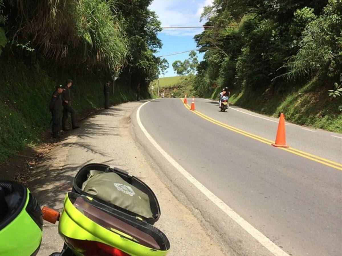 Desbloquean Transversal del Libertador tras acuerdo en Cauca