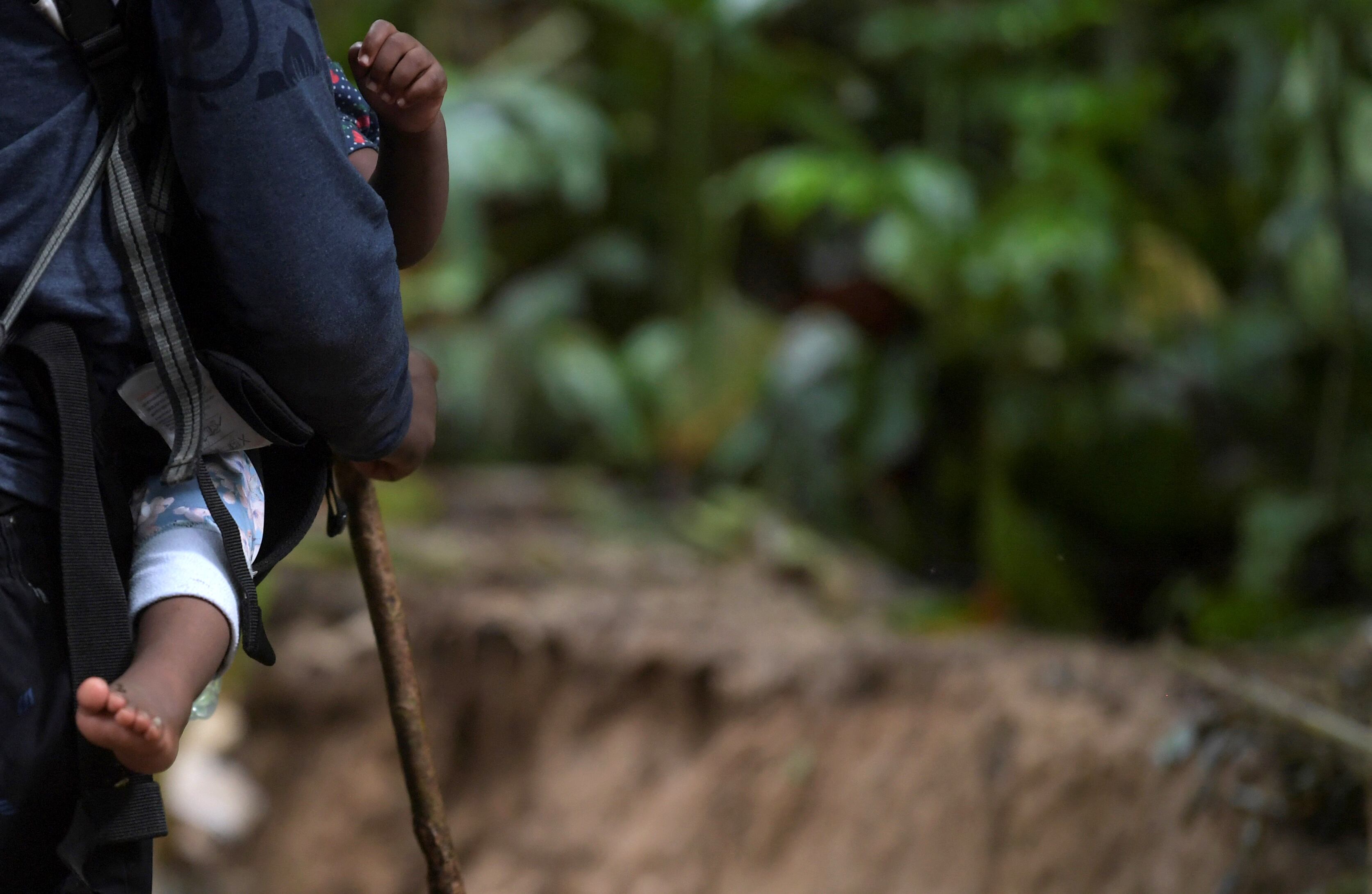 Imagen de referencia del desplazamiento forzado en Colombia. (Photo by RAUL ARBOLEDA/AFP via Getty Images)