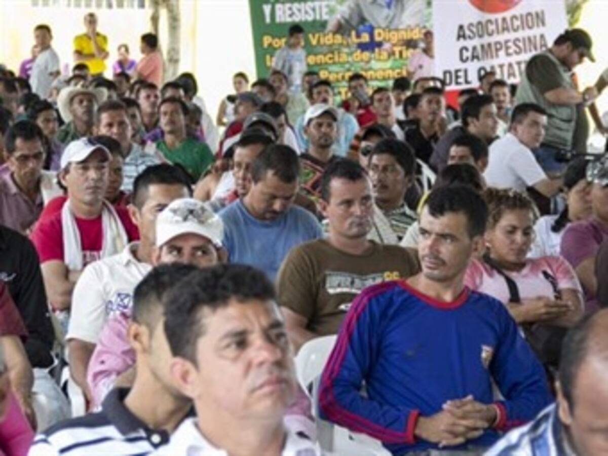 Garantías para continuar la negociación, pide al gobierno vocero del Catatumbo