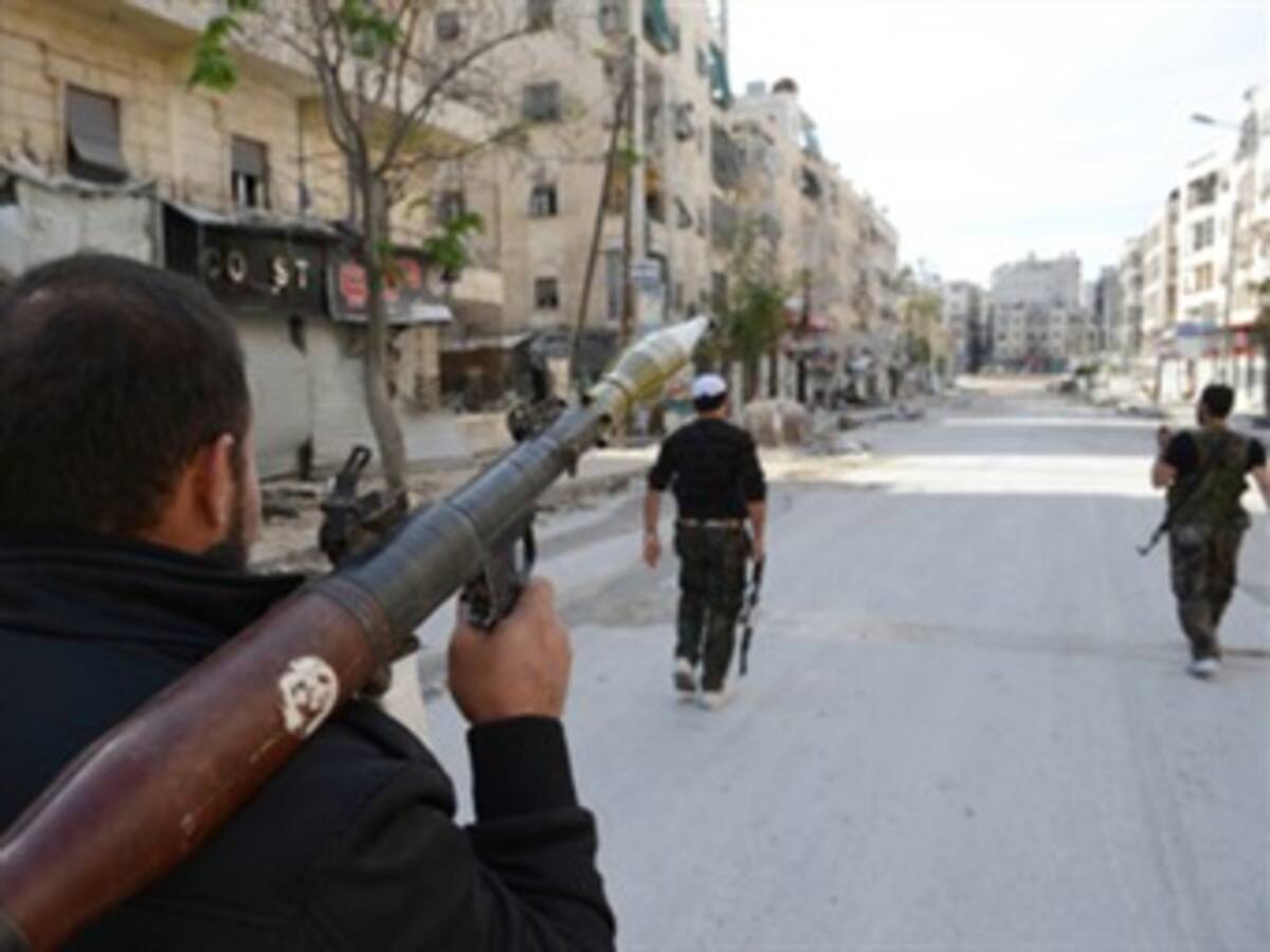 Los rebeldes toman el control de estratégica ciudad del norte de Siria