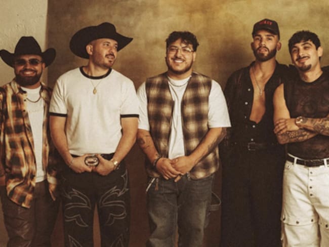 MANUEL TURIZO Y FRONTERA cortesia FLECHAS MUSIC