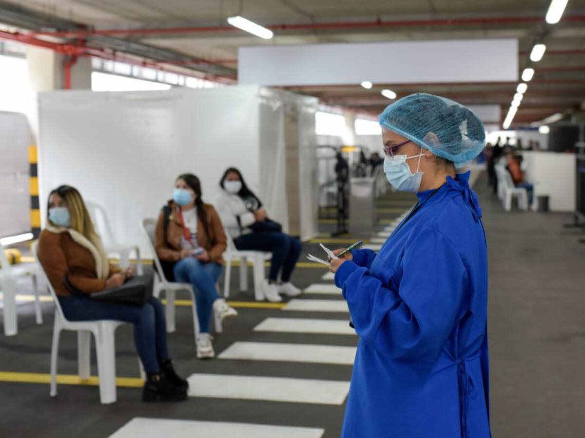 Coronavirus en Colombia: más de 2.500 nuevos casos y 45 fallecidos