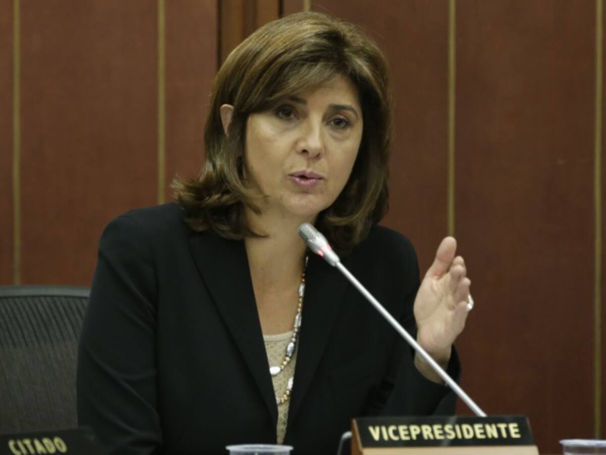Colombia debe independizarse comercialmente de Venezuela: Canciller