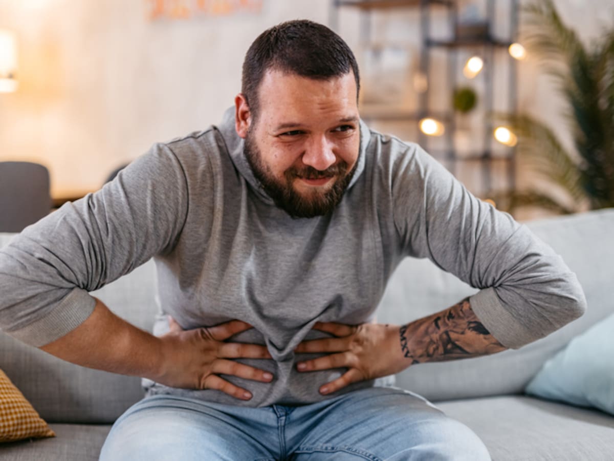Si siente esto después de comer podría tener un tumor: síntoma que alertan médicos europeos