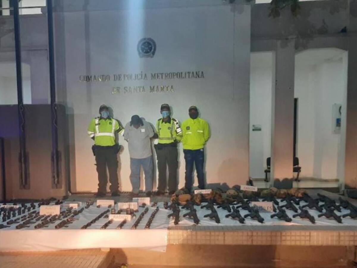 Policía investiga si fusiles eran para atentar contra Nicolás Maduro