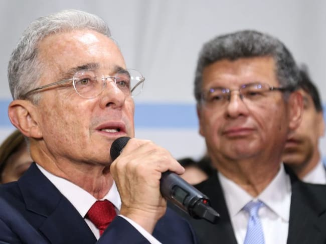 Álvaro Uribe: “Busqué afanosamente la defensa de mi honra y la verdad”