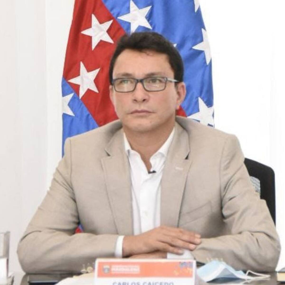 Autoridades evitan que paramilitares suplanten las instituciones del Estado