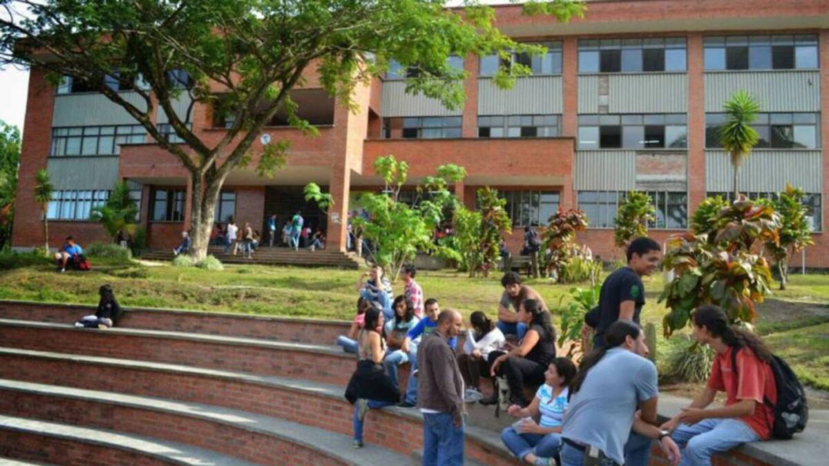 Cerca de 3.000 estudiantes de la UTP retomarán clases presenciales