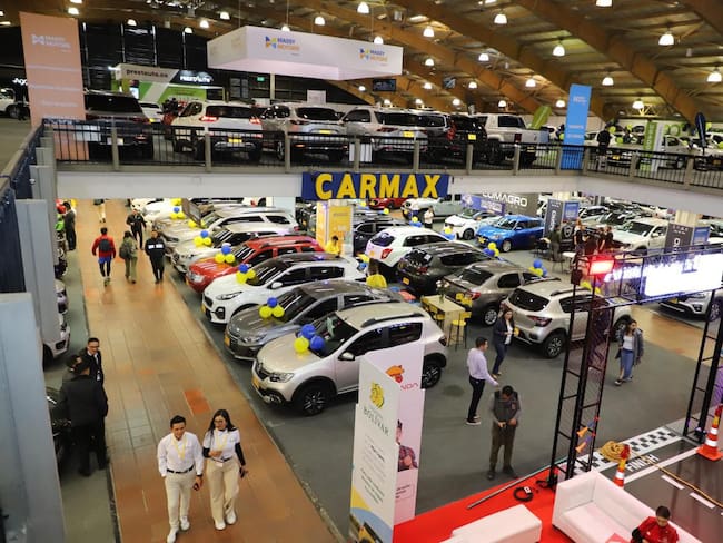 Más de 400mil vehículos han sido traspasados en Colombia durante el 2024