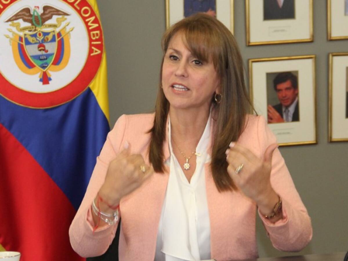 "Hoy soy optimista": ministra de Trabajo sobre estado de la huelga de Avianca