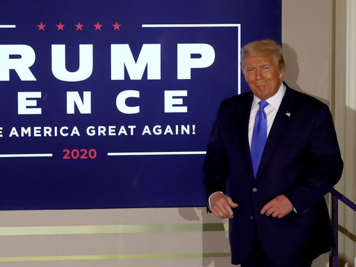 Trump dice que ganó elecciones, aunque recuento continúa en varios estados