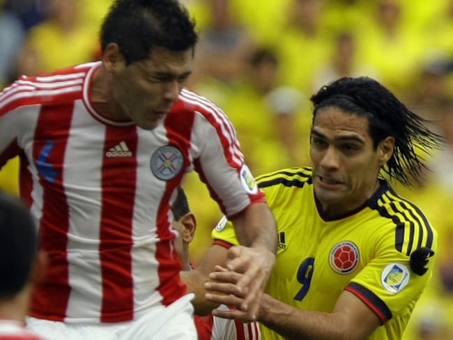 Paraguay convocó 19 jugadores del extranjero para juegos ante Colombia y Argentina