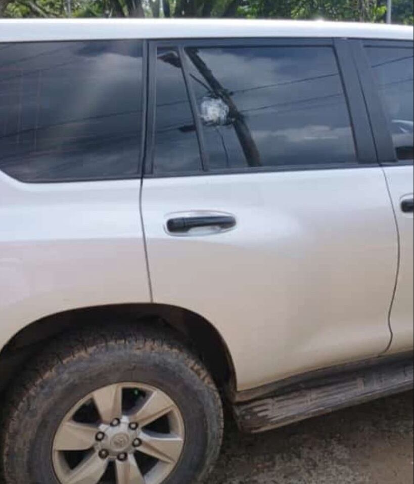 Camioneta donde se movilizaba el padre de la Vicepresidenta Francia Márquez