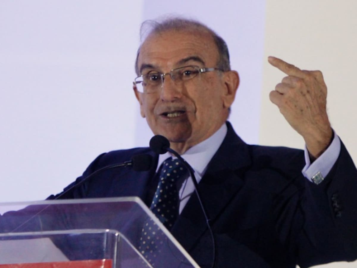 Presencia de ‘El paisa’ en Cuba demuestra que Farc no están divididas: de la Calle