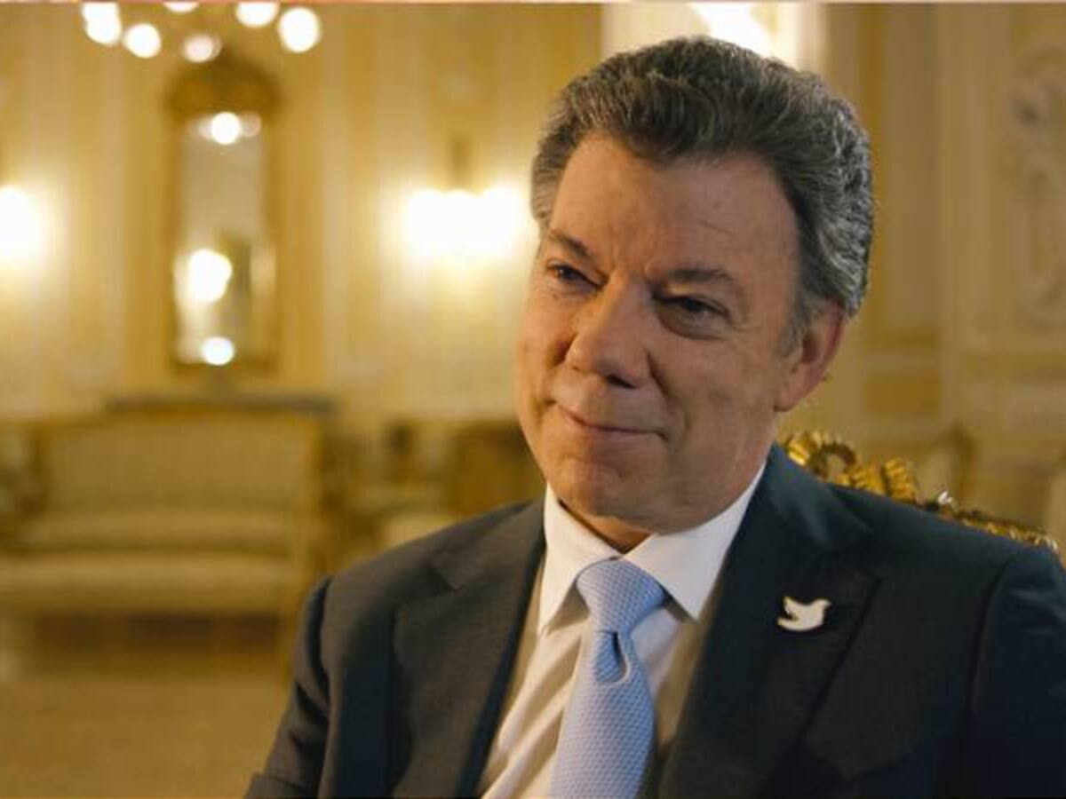Con la firma de la paz se va sembrando un mejor futuro para Colombia: Santos