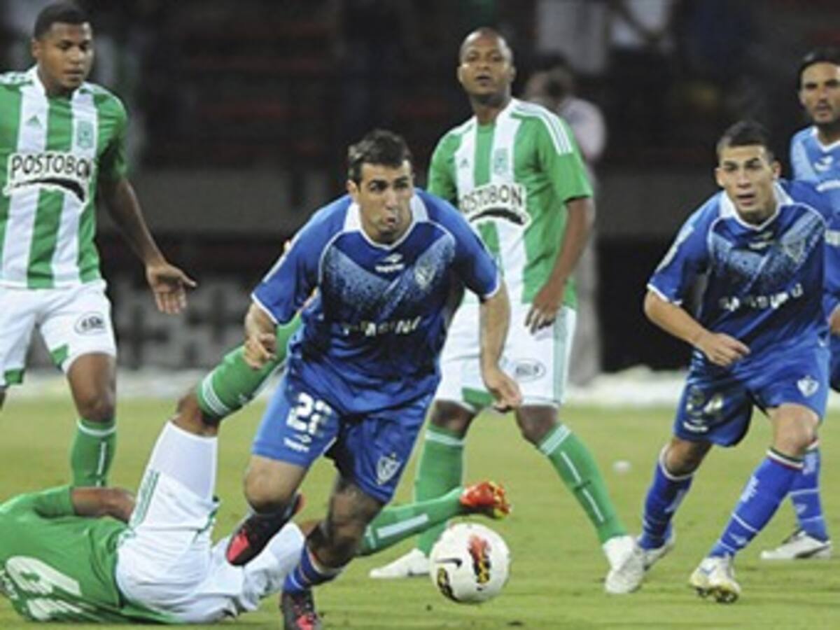 Nacional empata 1-1 con Vélez Sarsfield, en Buenos Aires