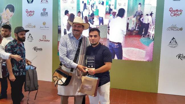 Carlos Eduardo Gómez del Tolima, primer lugar en Campeonato Nacional de Cafés Filtrados