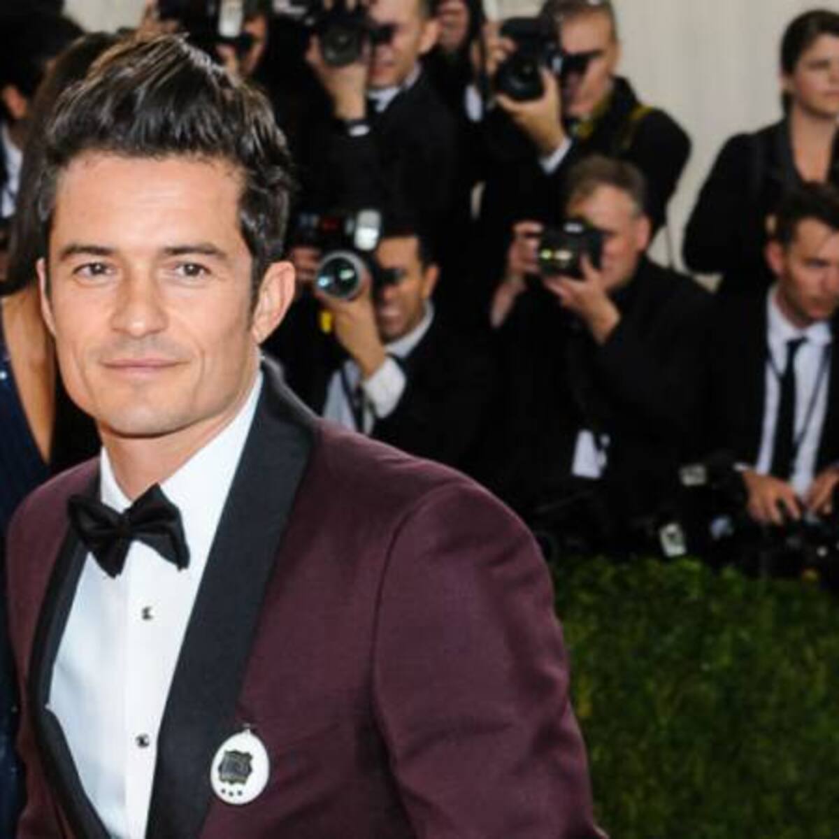 Orlando Bloom cubrió de flores a Katy Perry tras perderse su 32 cumpleaños