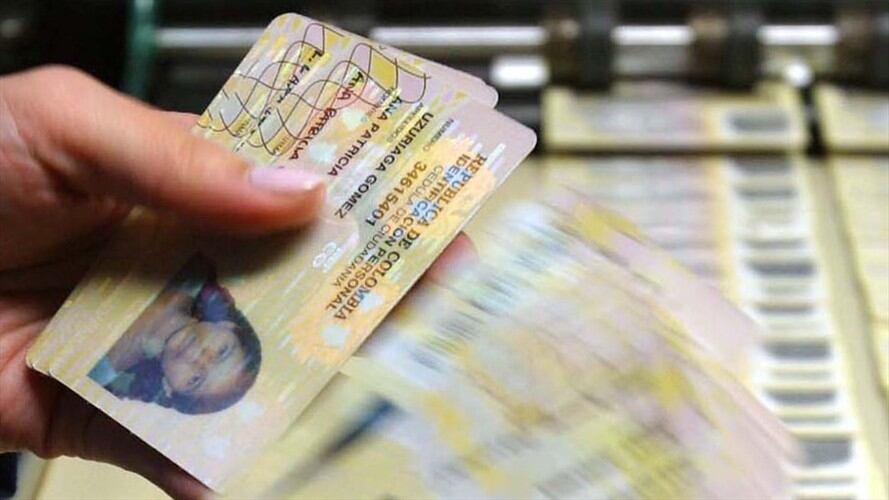 Capturan a registradora que entregaba ciudadanía colombiana a inmigrantes ilegales. Foto: Colprensa