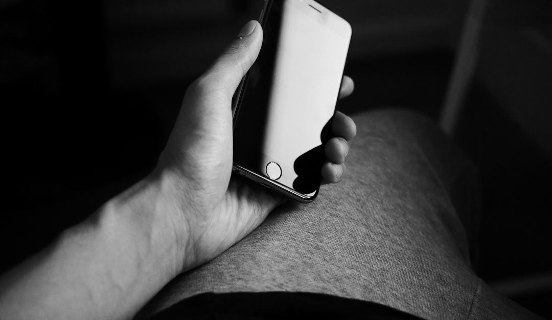 Uso de celulares en la noche