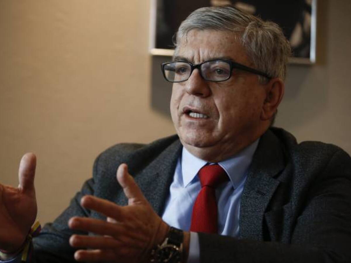 César Gaviria descarta opción de consulta liberal en marzo