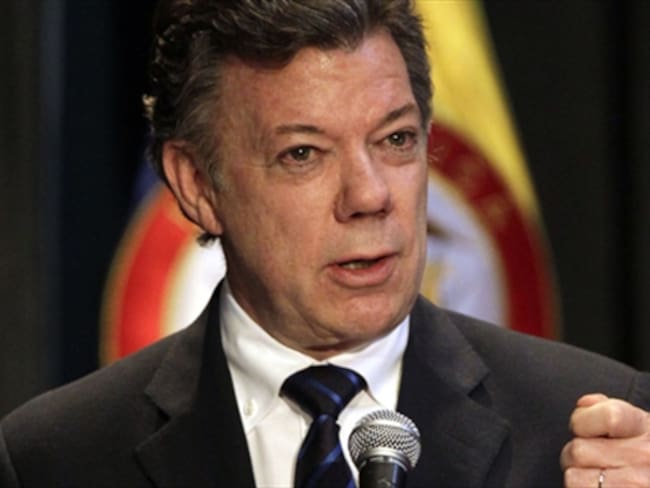 Santos crea Comisión Asesora para la Paz para proceso con las Farc