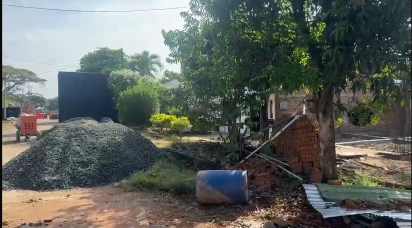 Familias se desplazan de Potrerito, Jamundí, y frenan reconstrucción de casas por ataque con drones