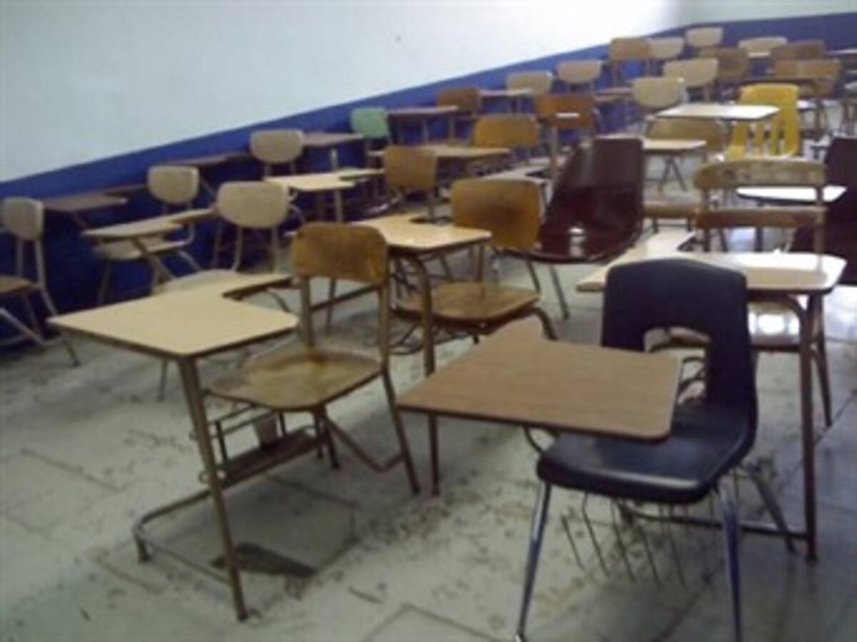 Inescrupulosos están cobrando en colegios por el traslado del material educativo