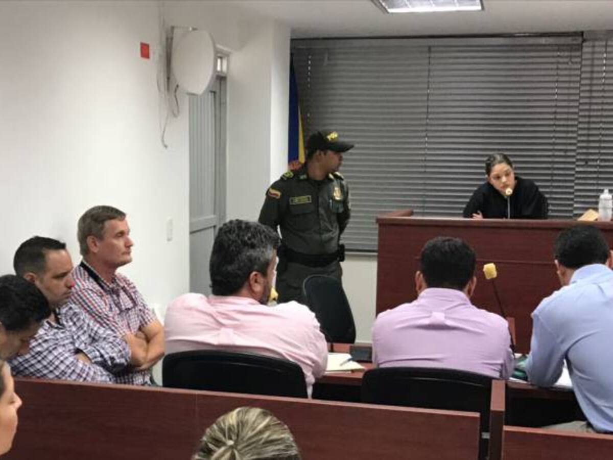 Ordenan libertad al fiscal del cartel de la hemofilia