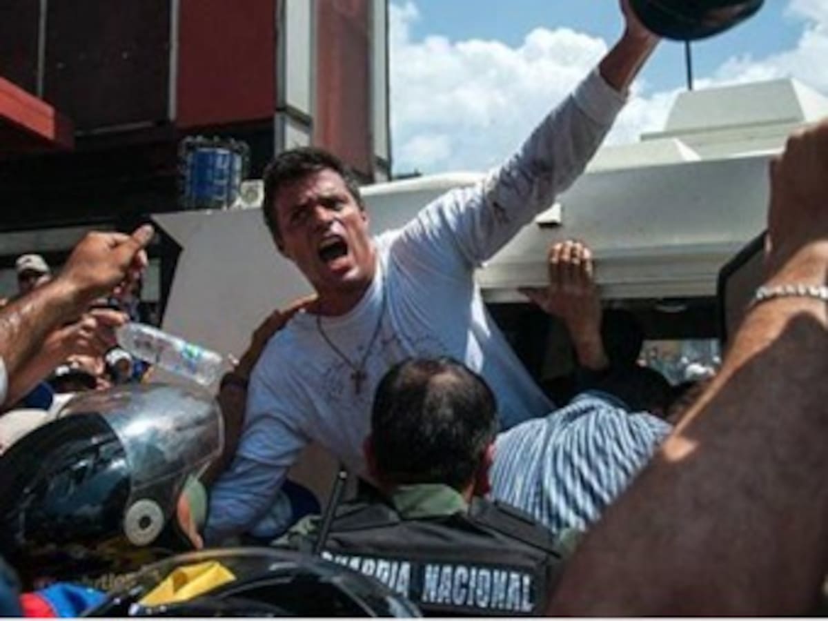 Leopoldo López envía carta a venezolanos tras conocer que seguirá preso