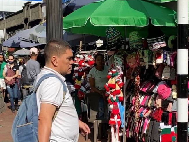 Así son las compras a última hora en el centro de Medellín