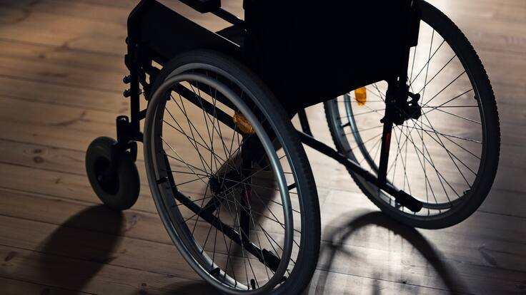 Julio Sánchez Cristo recuerda a Alberto Mishaan, autor del libro ‘Mañana te espero de pie’