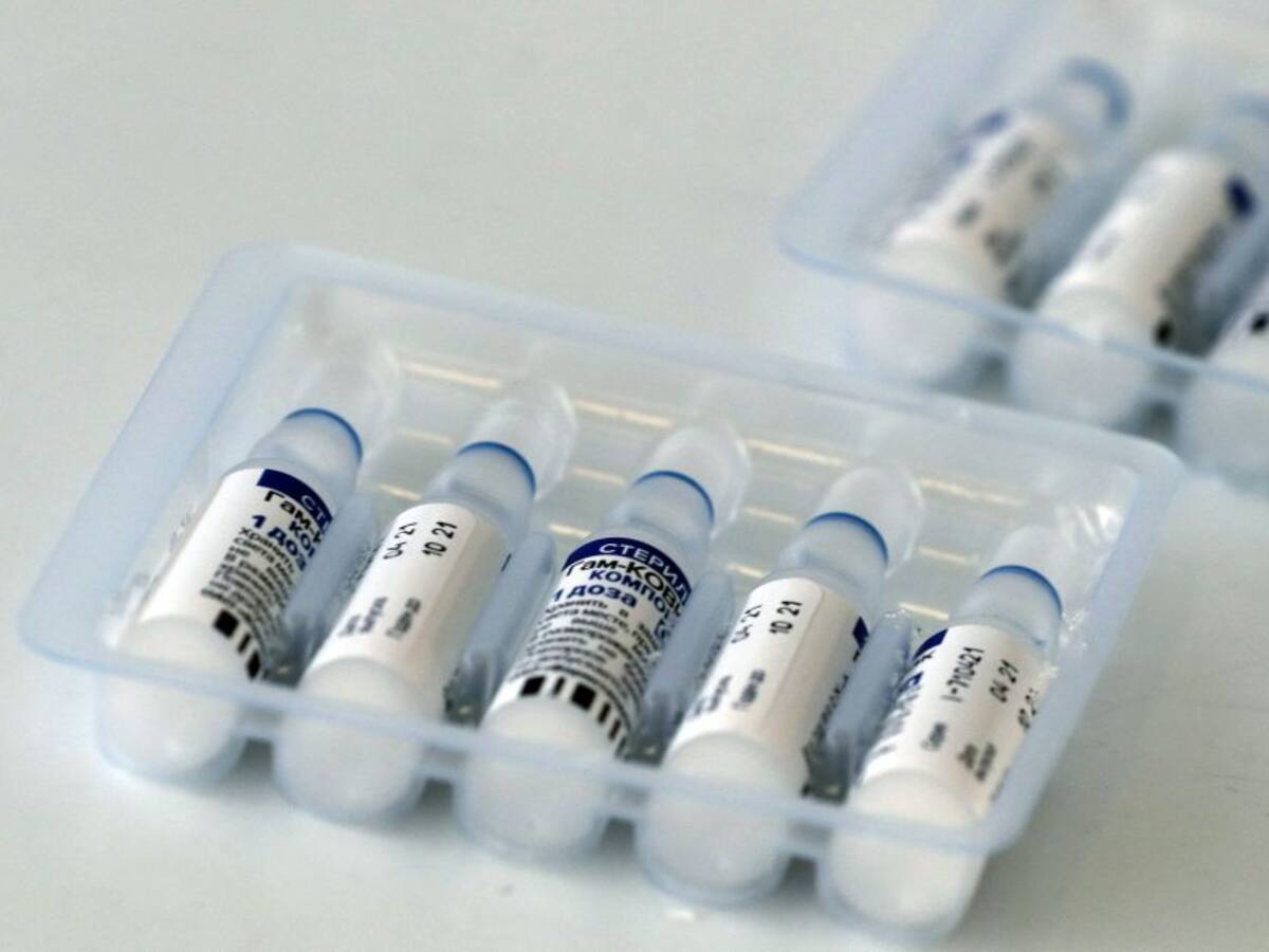 Laboratorio argentino desarrolla primer lote de vacuna Sputnik V